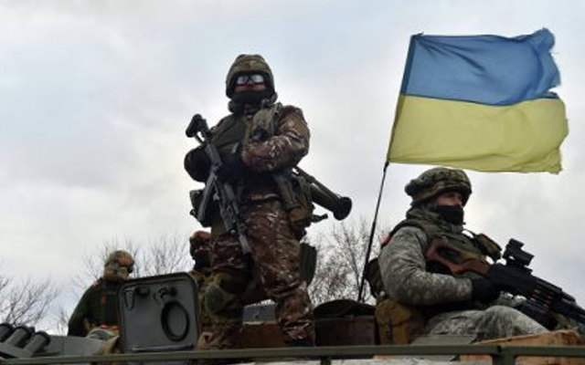 Ukrayna Ali Radası təsdiqlədi: 30 gün hərbi vəziyyət elan olundu