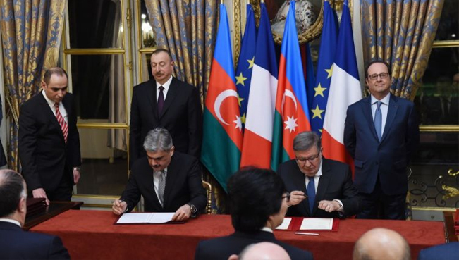 Azərbaycan-Fransa sənədləri imzalanıb