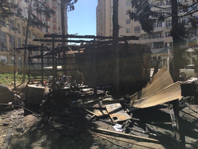 Ramin Hacılının evi yandırıldı – FOTOLAR