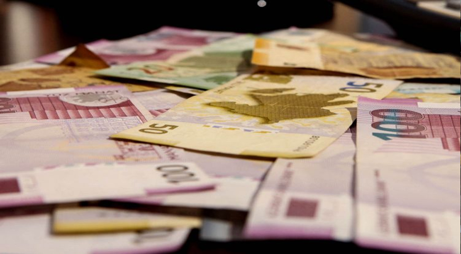 Azərbaycan Mərkəzi Bankı iyunda valyuta ehtiyatlarını 2 faiz artırdı
