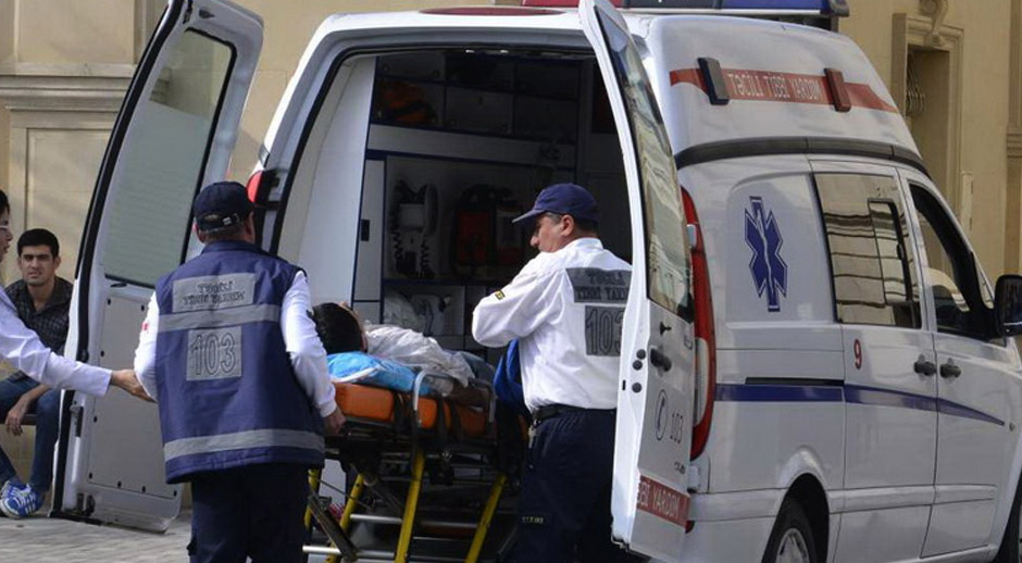 65 yaşlı qadın ağacdan yıxıldı, komaya düşdü – Tovuzda