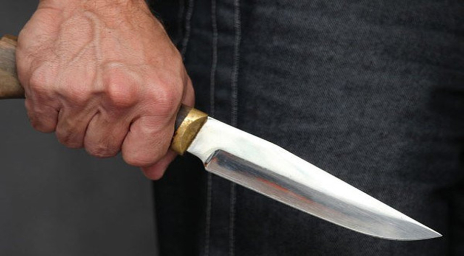 Bakıda 31 yaşlı kişi tanışı tərəfindən bıçaqlanıb