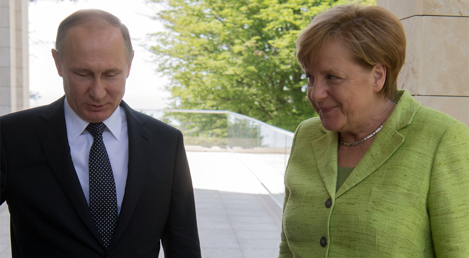 Merkel: “Rusiya konstruktiv tərəfdaşdır”