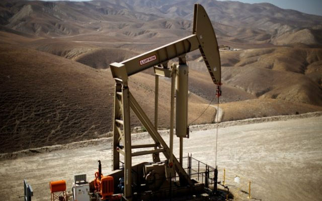 Bloomberg: ABŞ-da neft ehtiyatları 2 milyon barel azalacaq