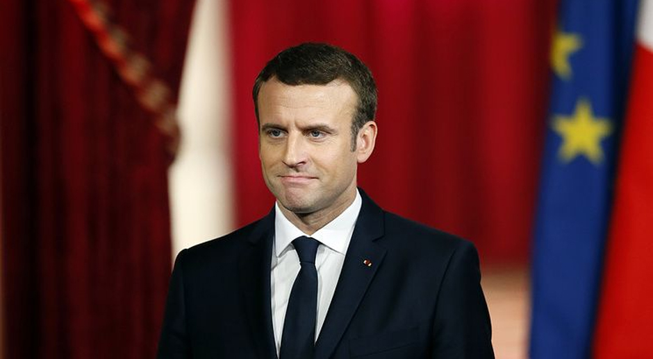 Makron rəsmən Fransa prezidenti elan edilib