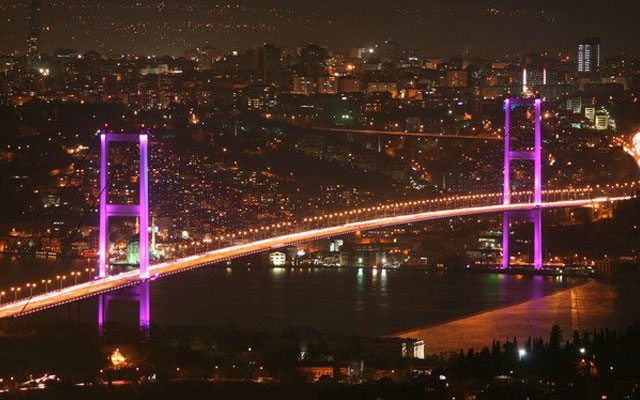 İstanbul körpüsü Azərbaycan bayrağının rənglərinə bürünəcək