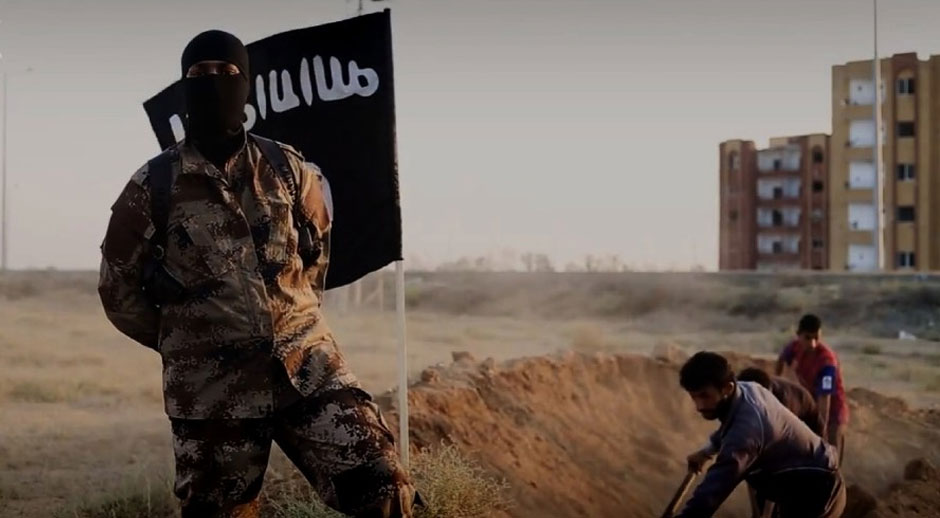 İraq ordusu Mosulda İŞİD militanını linç etdi – Video+18