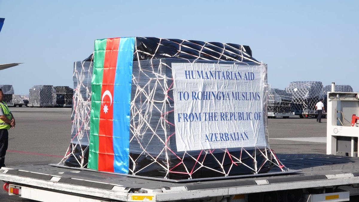 Azərbaycan 100 ton humanitar yardım göndərdi – Myanma müsəlmanlarına