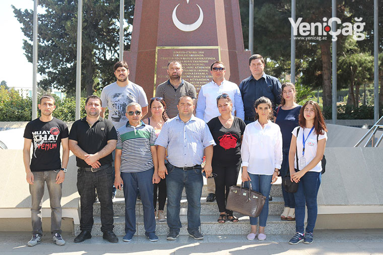 Yenicag.az-ın kollektivi Türk Şəhidliyini ziyarət edib – Fotolar
