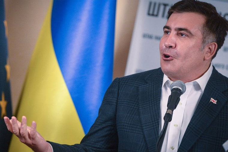 Saakaşvili Ukrayna prezidentini pivəyə bənzətdi: “Ən zərərli içkidir”