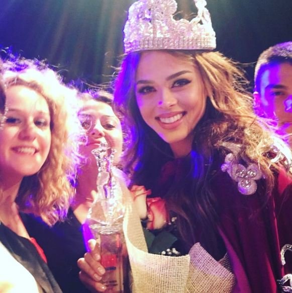 18 yaşlı qız Türkiyə gözəli seçildi – FOTOLAR