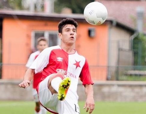 Azərbaycanlı futbolçu Çexiyada ilk qolunu vurdu