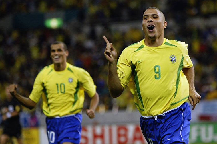 “Qol vurmaq orqazm kimi bir şeydir” – Ronaldonun həyat hekayəsi