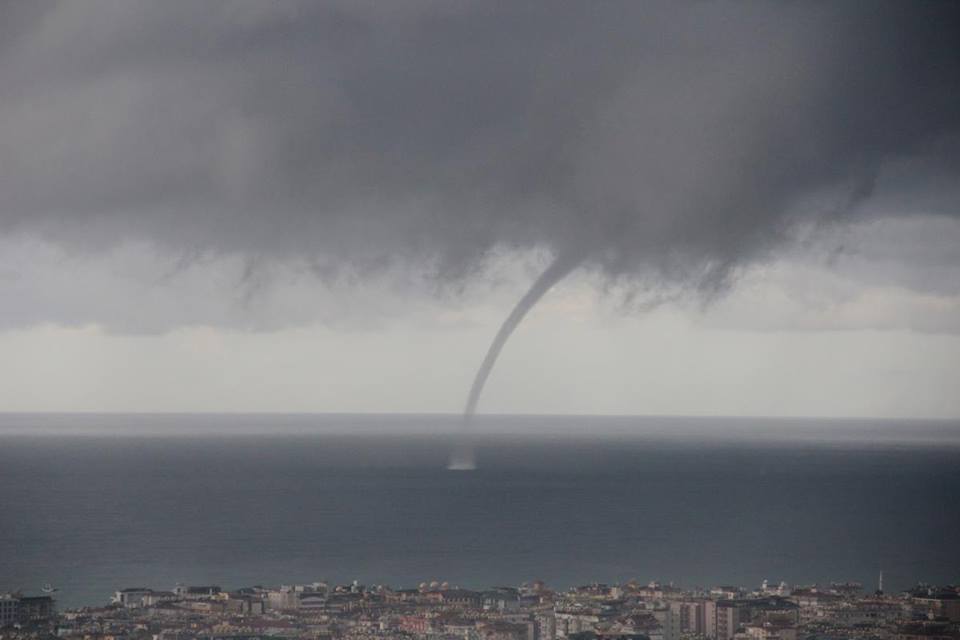 Antalyada tornado – Yaralılar var