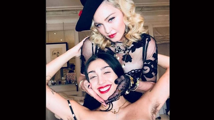 Madonna qızı ilə elə bir şəkil paylaşdı ki… – FOTO 
