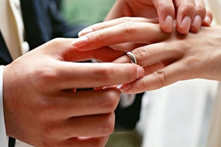 11 yaşlı azərbaycanlı qızı nişanladılar – VİDEO
