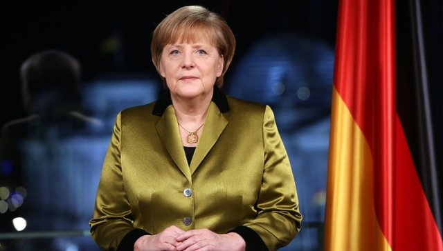 Merkel Putindən danışdı: “Biz fərziyyələrə əsaslanmamalıyıq”