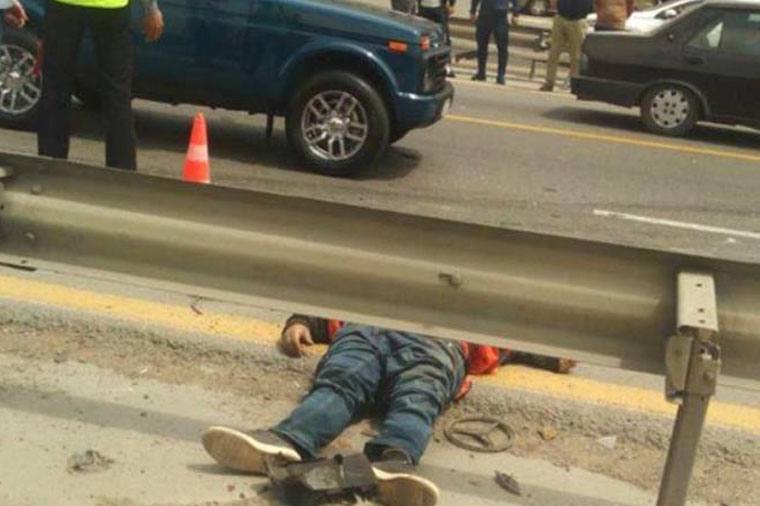 Bakıda yük maşını polis avtomobilinə çırpıldı – “Yol Xətt” işçisi öldü – Foto