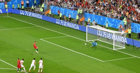 Ronaldo penaltini vura bilmədi – VİDEO