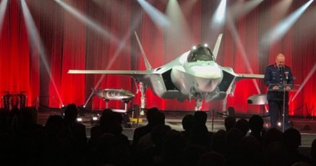 Türkiyə ilk F-35 qırıcısını aldı – VİDEO