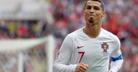 “Zarafatdır” – Ronaldo keçi saqqalından danışdı