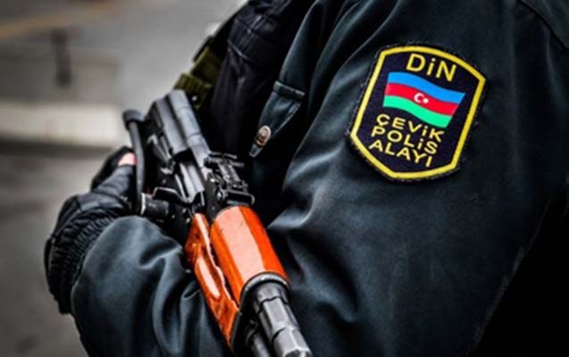 Gəncədə qanunsuz aksiyanın qarşısı alındı – İki polis yaralandı