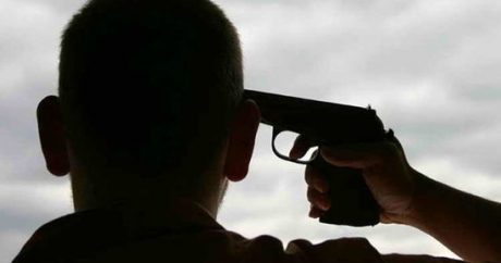 Azərbaycanda intihar: Silahla özünü öldürdü