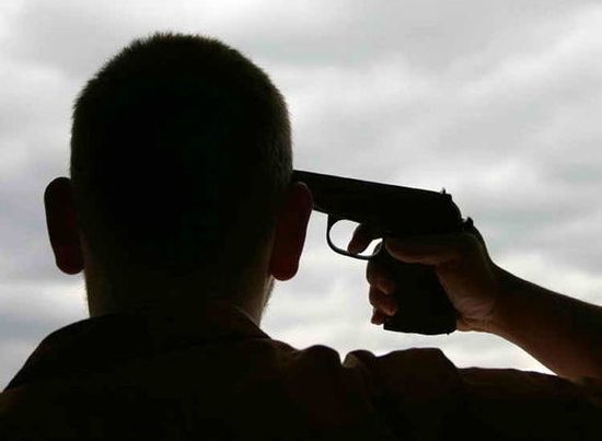 Azərbaycanda intihar: Silahla özünü öldürdü