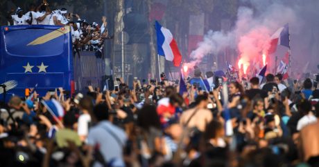 Fransa millisi coşqu ilə qarşılandı – FOTOLAR