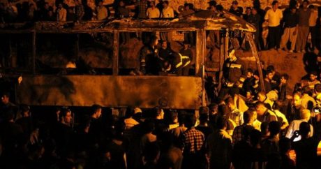 İranda avtobus neft sisterni ilə toqquşdu – 27 sərnişin öldü – VİDEO