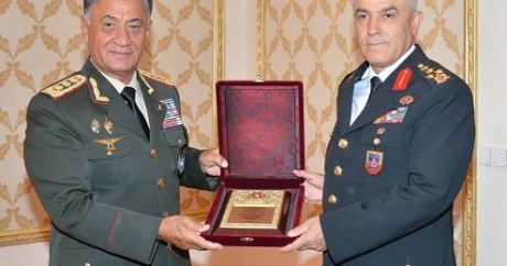 Türkiyənin ordu generalı Bakıda – FOTO