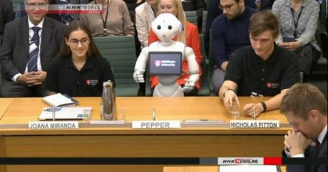 “Pepper” Böyük Britaniya parlamentində çıxış etdi
