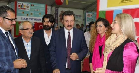 Azərbaycanlı yazarın imza günü keçirildi – Tokatda