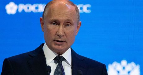 Putinin böyük mətbuat konfransı başladı – VİDEO