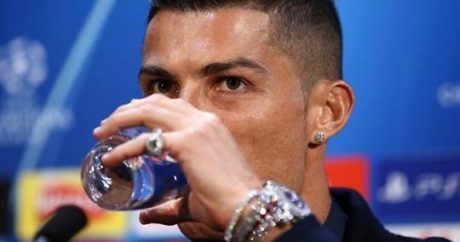 Ronaldonun 2 milyonluq saatı – FOTO