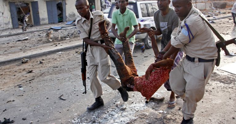 Somalidə silsilə terror: Bu ana qədər 30 nəfər həlak oldu