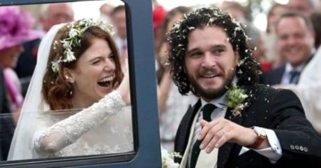 “Jon Snow” həyat yoldaşını rus model ilə aldadır: FOTOLAR