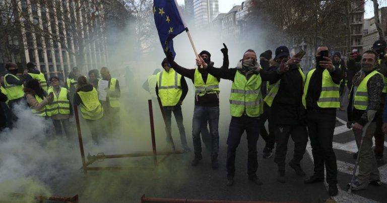 “Sarı Jiletlilər” Fransadan sonra Brüsseldə: Etirazlar başladı