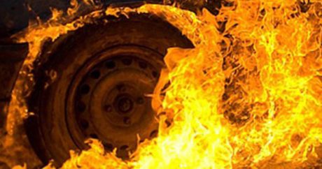 Paytaxtın Yeni Yasamal ərazisində avtomobil yandı