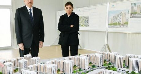 İlham Əliyev və xanımı yeni yaşayış kompleksinin açılışında – FOTO