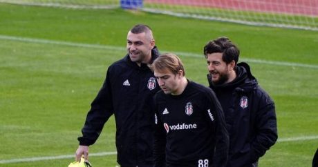 Burak Yılmaz rəsmən “Beşiktaş”da