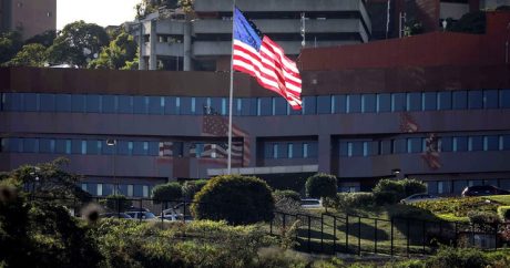 ABŞ diplomatik missiyası Karakası tərk etdi