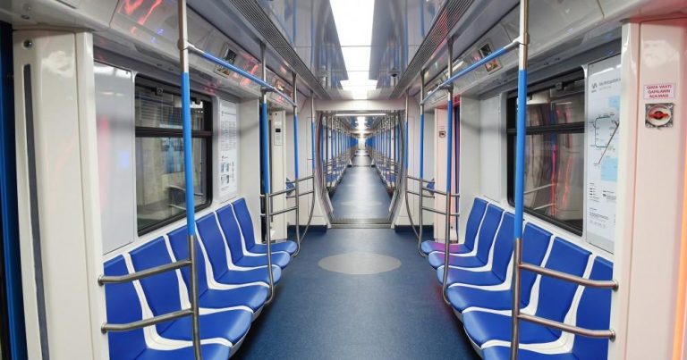 Gələn ay Bakıya yeni metro qatarı gətiriləcək