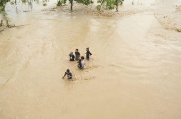 İndoneziya sel və daşqın: 79 nəfər öldü