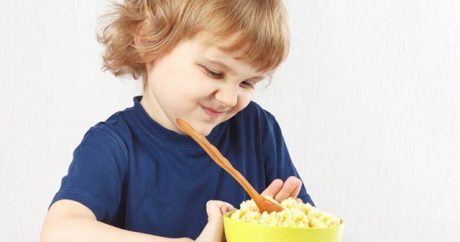 Uşaqların “yemək seçmək” problemini necə həll etməli?