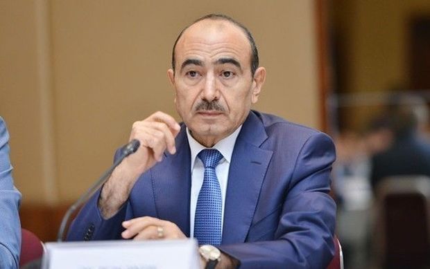 “İlham Əliyev: yeni prezidentlik dövrünün möhtəşəm bir ili” – Əli Həsənov yazır