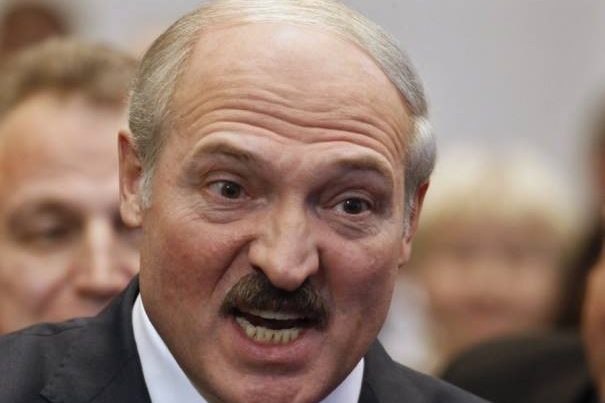 Lukaşenkodan yeni HOQQA: Bank hesablarındakı xarici valyuta müsadirə ediləcək