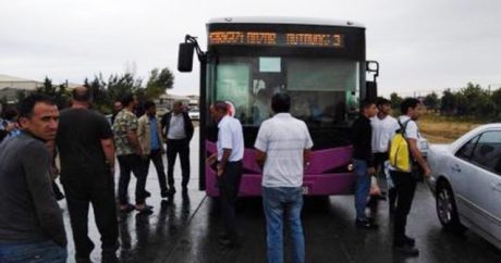 Avtobus sürücüsü sükan arxasında öldü – VİDEO