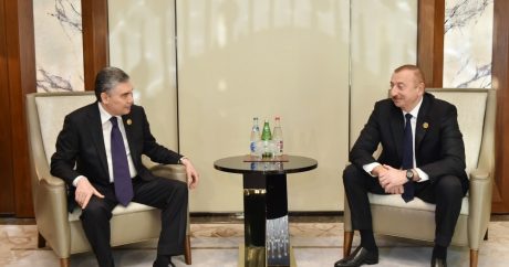 İlham Əliyev Türkmənistan Prezidenti ilə görüşdü – FOTO 
