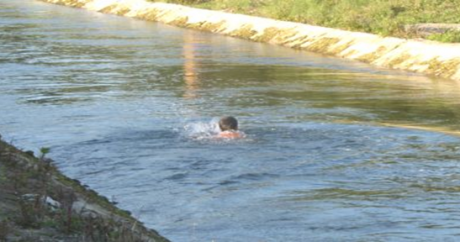 54 yaşlı kişi su kanalında boğulub öldü
